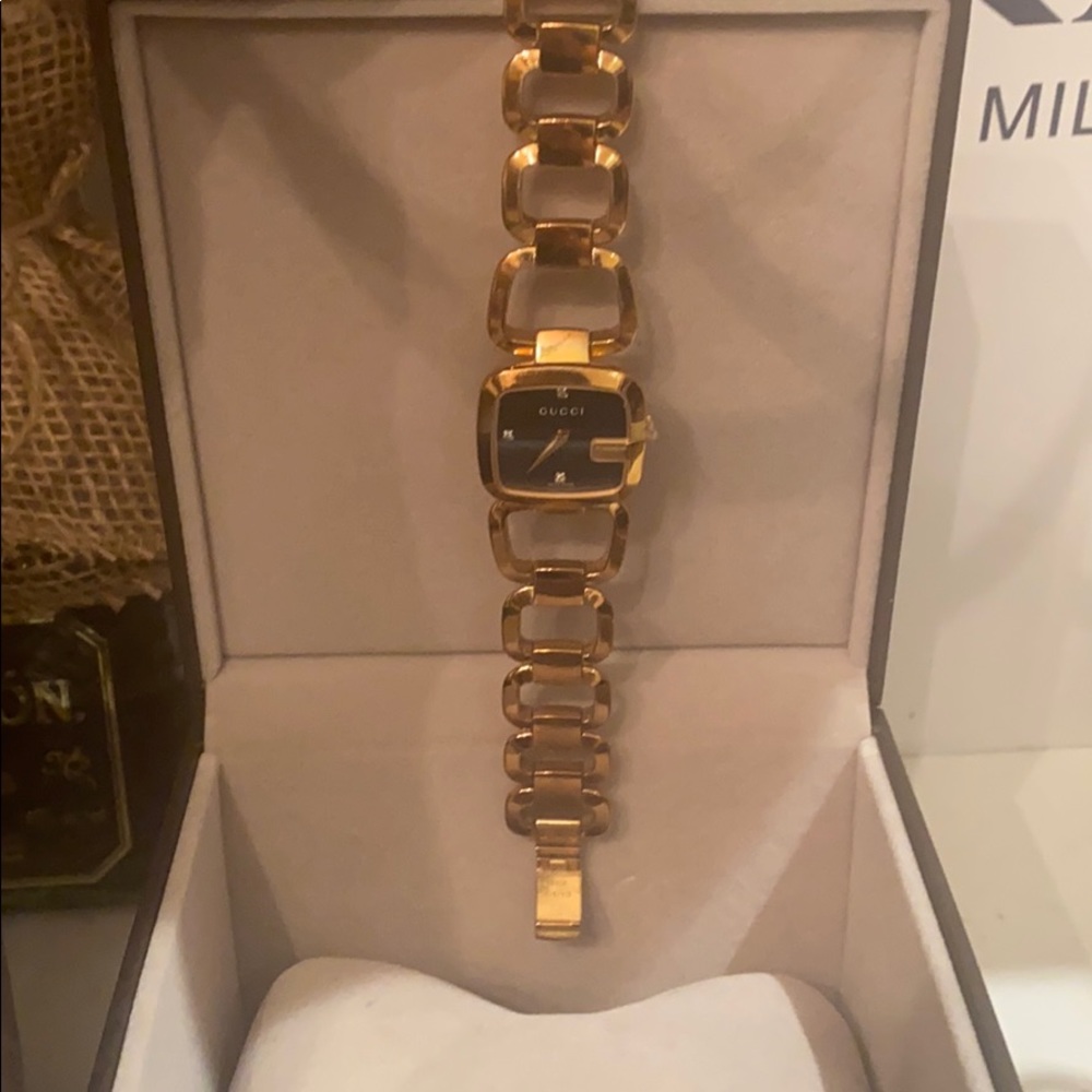 Gucci watch - Picture 4 of 4